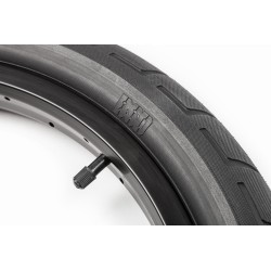 PNEU BMX BSD DONNASTREET 20'' X 2,30'' NOIR